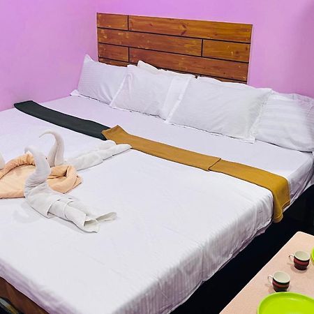 Skyway Rooms 蓬蒂切里 外观 照片