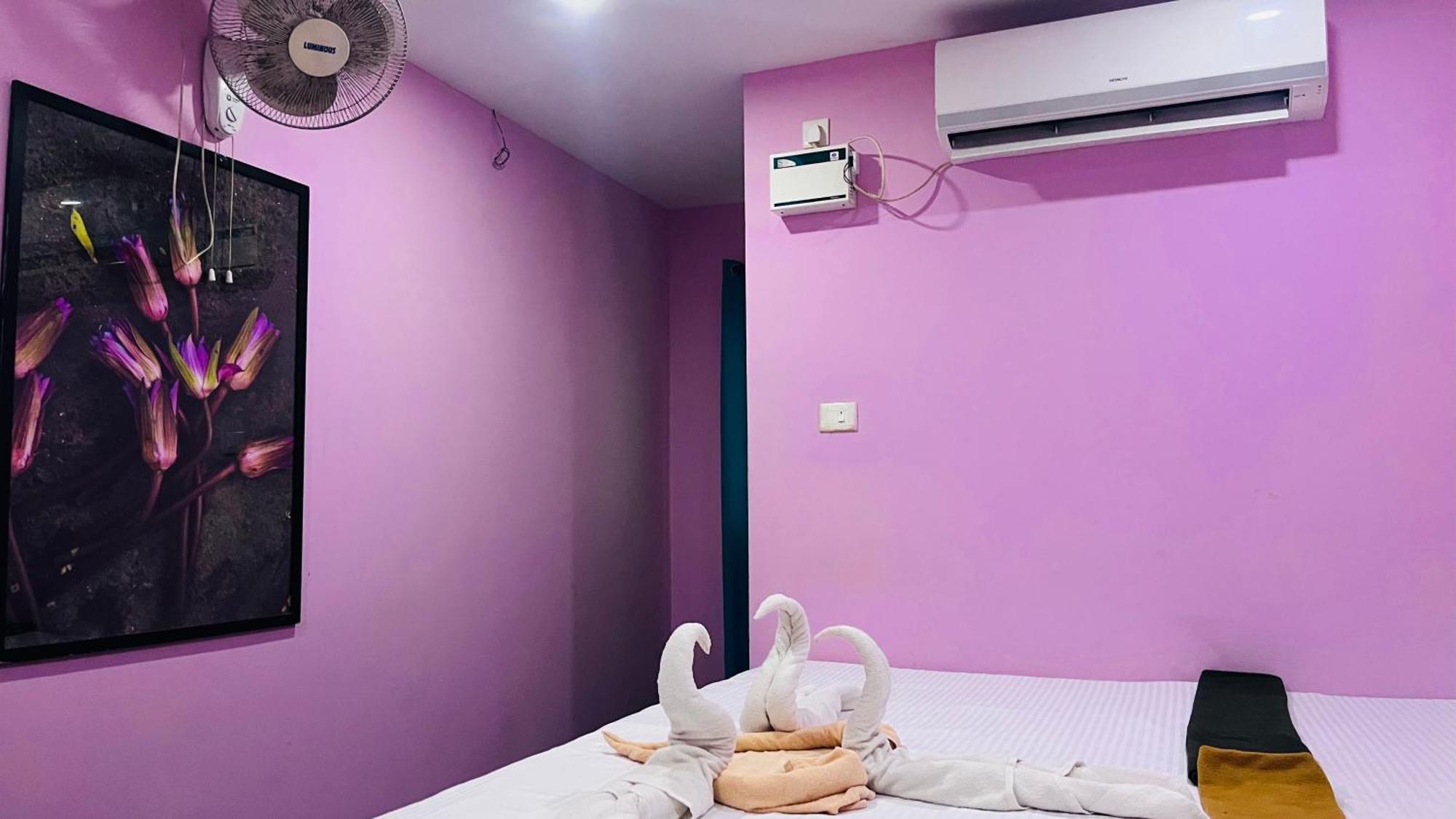 Skyway Rooms 蓬蒂切里 外观 照片