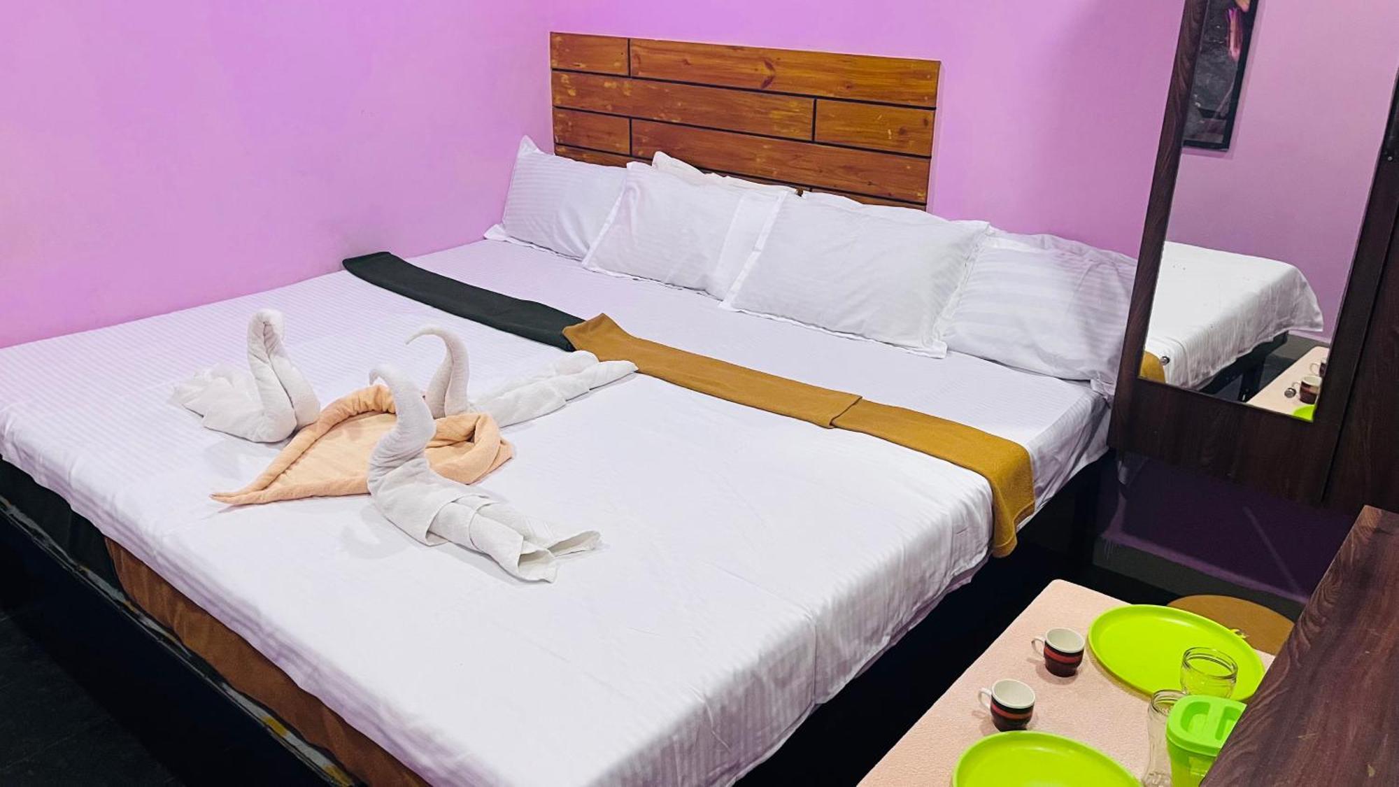 Skyway Rooms 蓬蒂切里 外观 照片